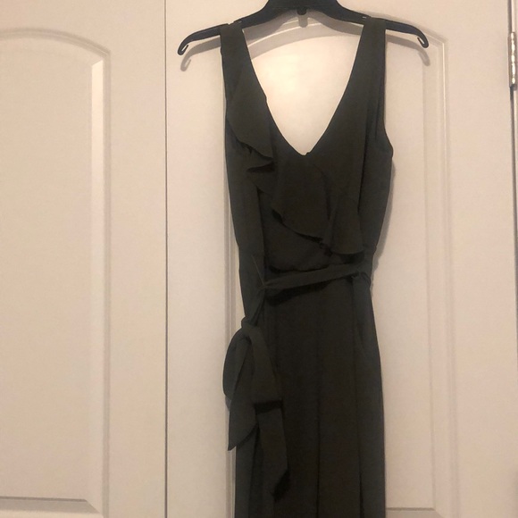 Olive green jumpsuit with pockets - Picture 2 of 6